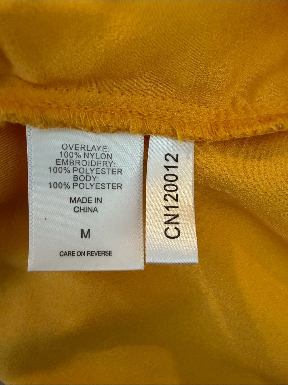 NY&Co. 7th Ave Design Studio Sleeveless Floral Appliqué Blouse in Saffron. Sz M. - Picture 5 of 7